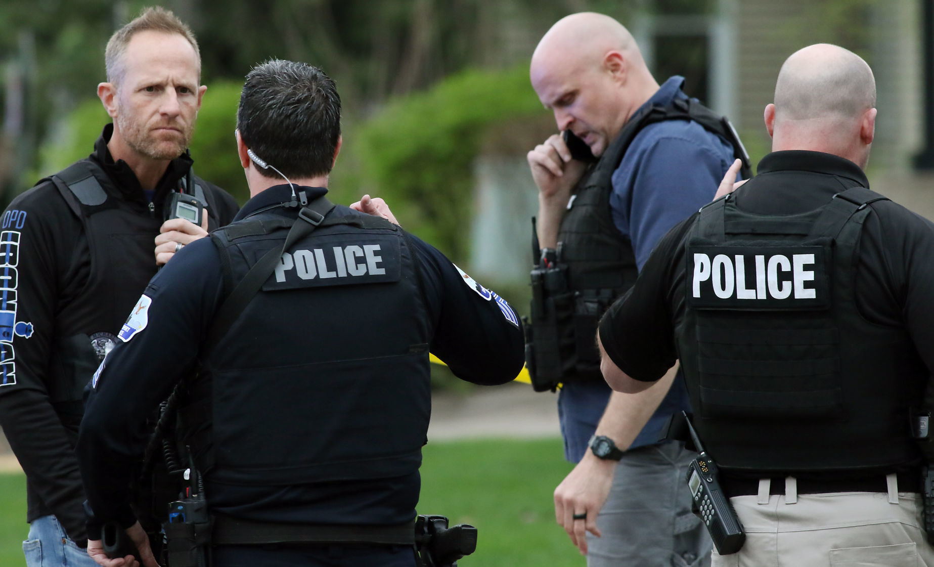 042519-qct-officer-shot-001